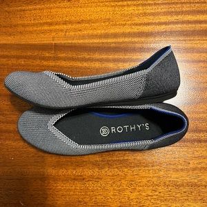 Rothy’s flats - Brand New
